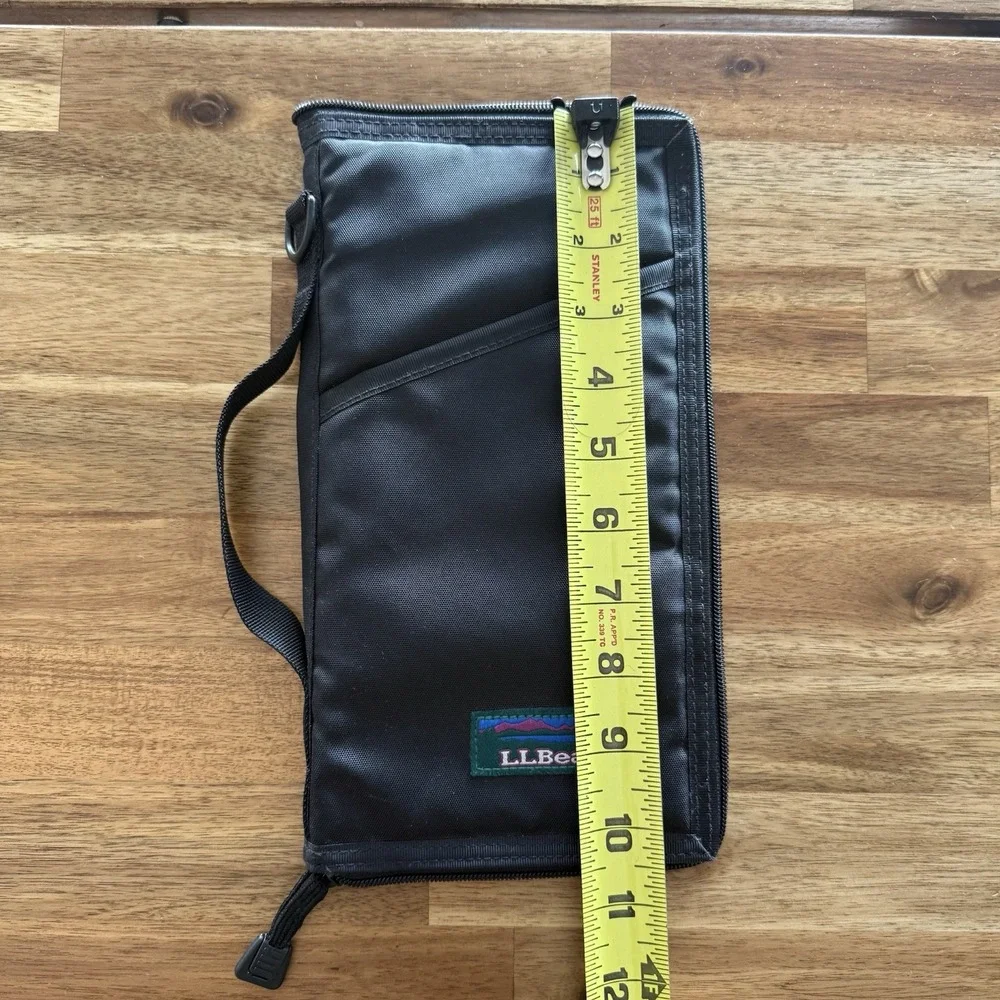 VTG LL Bean Nylon Travel Wallet Organizer Passport Case Zip Clear Window ID